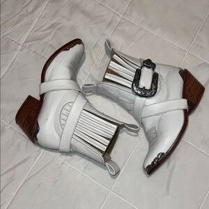 Stylish White Ankle Boots with Silver Accents